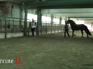 She Took The Top Off The Lipstick And Began To Draw On Her Body